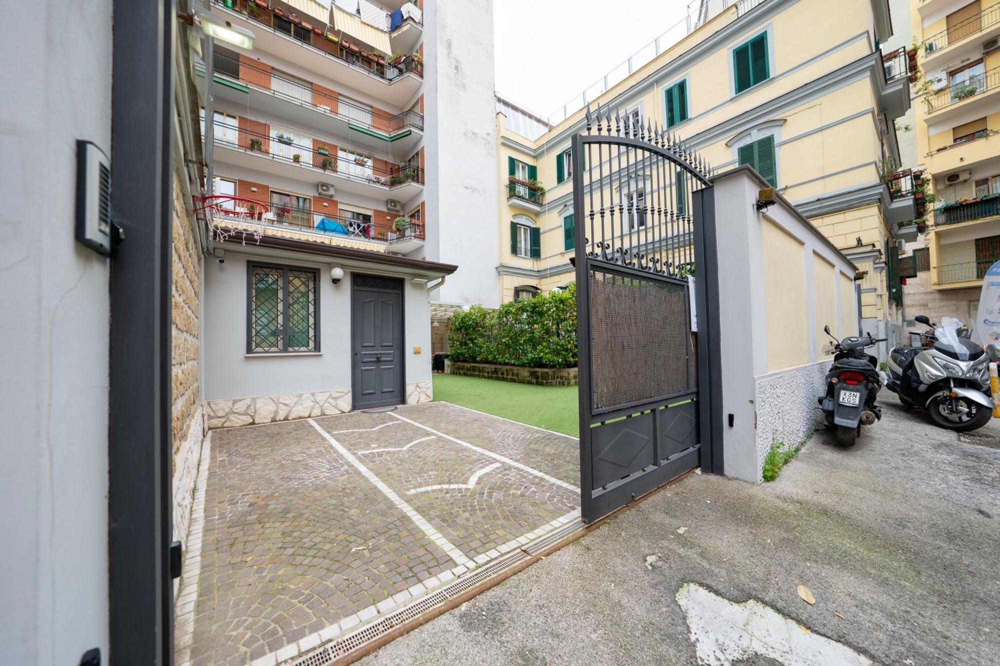 Il Giardino Di Bobo Apartment Napoli Exterior foto